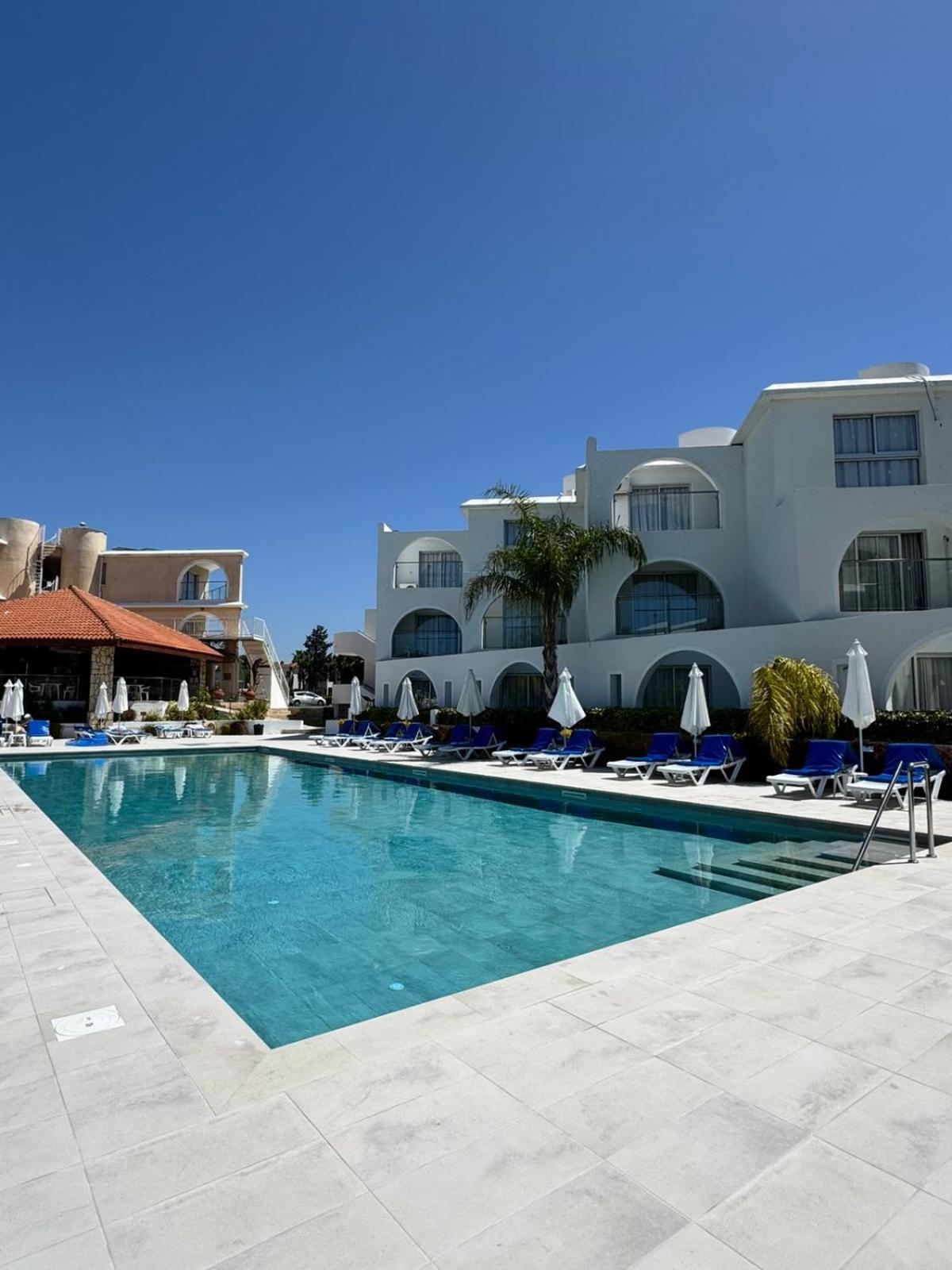 Pandream Hotel Apartments Paphos Exterior foto